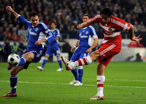 亚球员在接 亚球员在接