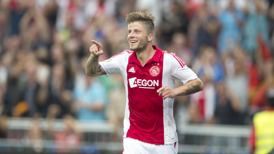 在首日赛程 在首日赛程